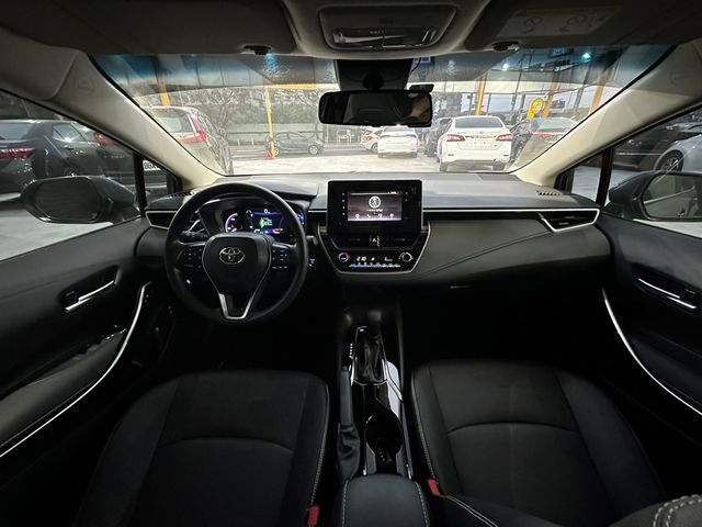 TOYOTA豐田 COROLLA ALTIS HYBRID  第15張相片