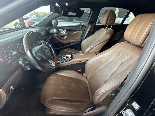 M-BENZ賓士 E300  第3張相片