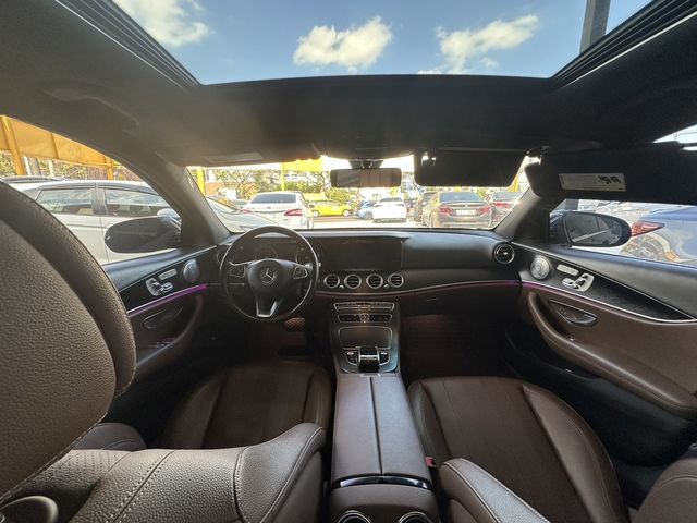 M-BENZ賓士 E300  第11張相片