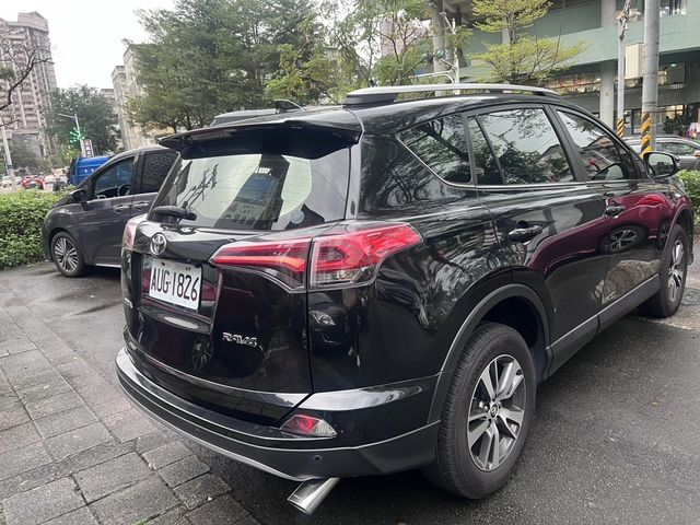 TOYOTA豐田 RAV4  第4張相片