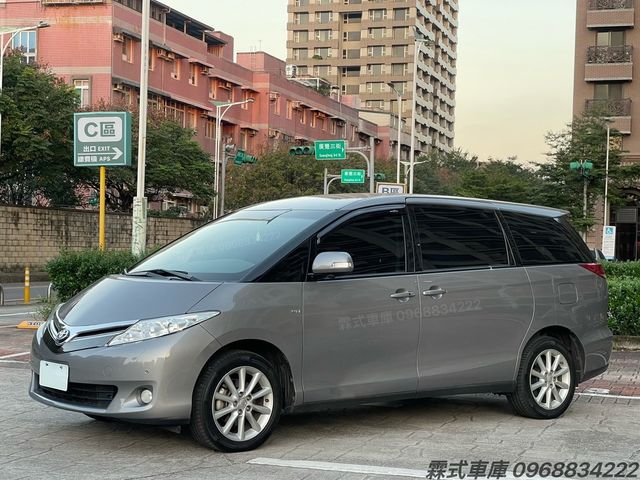 TOYOTA豐田 PREVIA  第1張相片