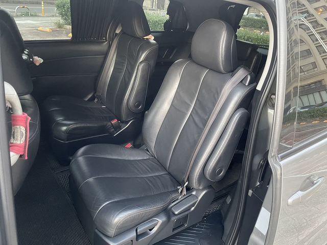 TOYOTA豐田 PREVIA  第8張相片