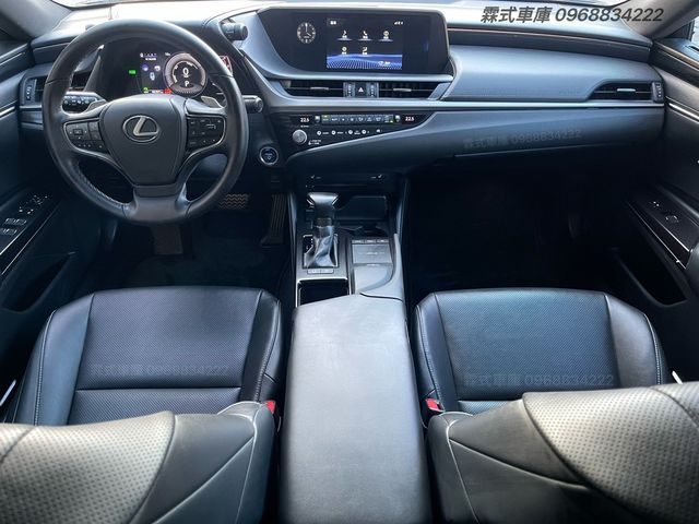 LEXUS凌志 ES300H  第3張相片