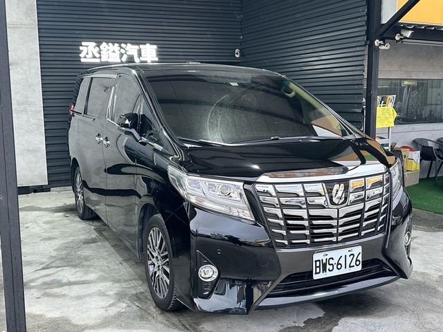 TOYOTA豐田 ALPHARD  第2張相片