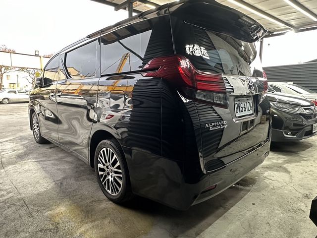 TOYOTA豐田 ALPHARD  第9張相片