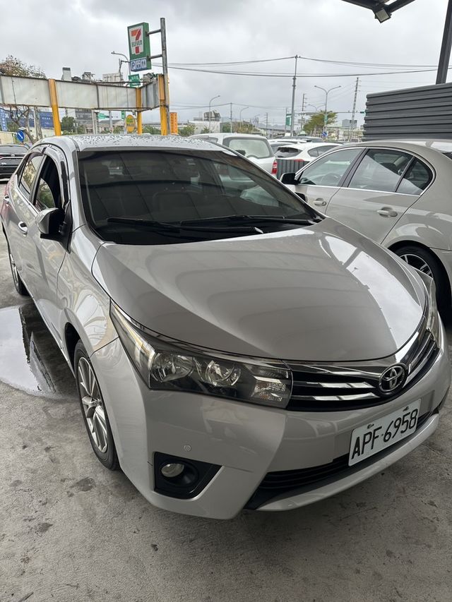 TOYOTA豐田 ALTIS  第1張相片
