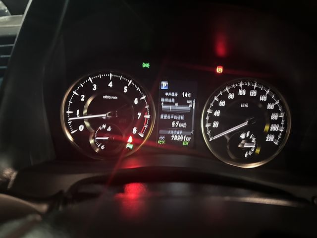 TOYOTA豐田 ALPHARD  第3張相片