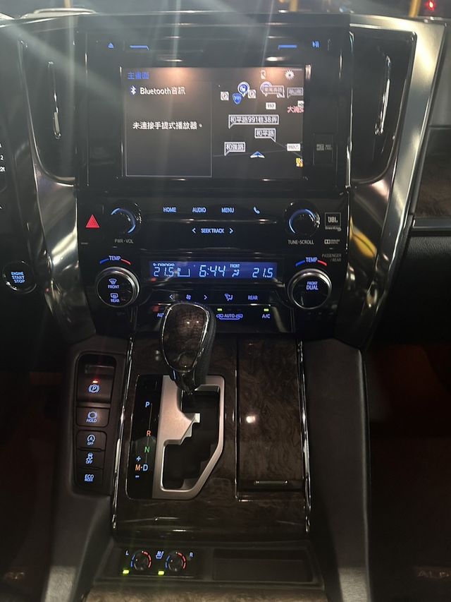 TOYOTA豐田 ALPHARD  第8張相片