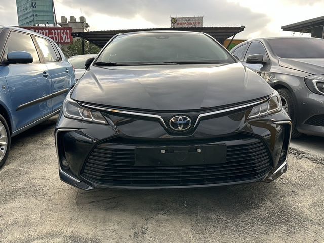 TOYOTA豐田 ALTIS  第2張相片