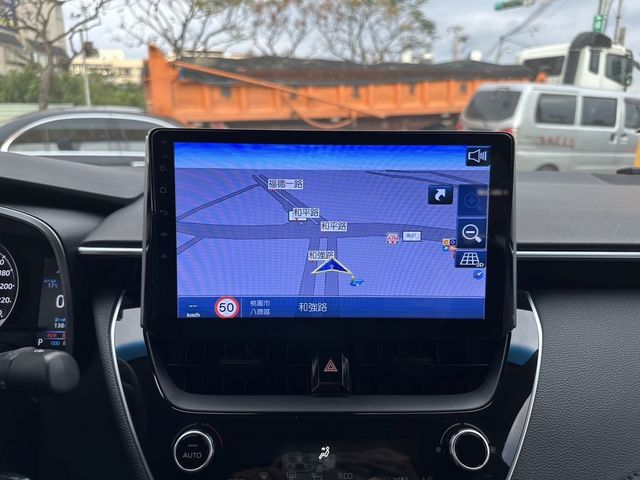 TOYOTA豐田 ALTIS  第8張相片