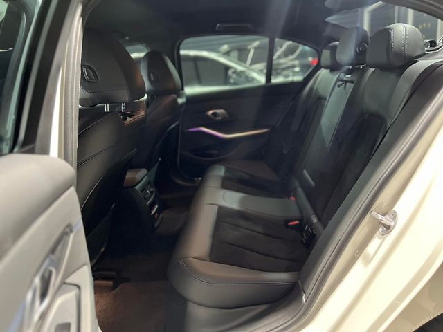 BMW寶馬 320I  第3張相片