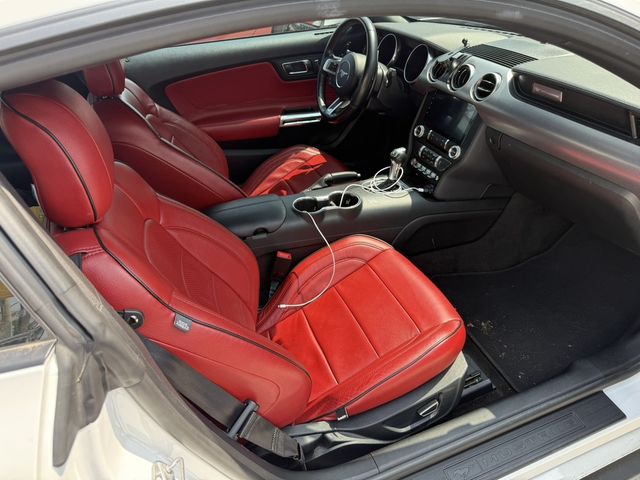 FORD福特 MUSTANG  第5張相片