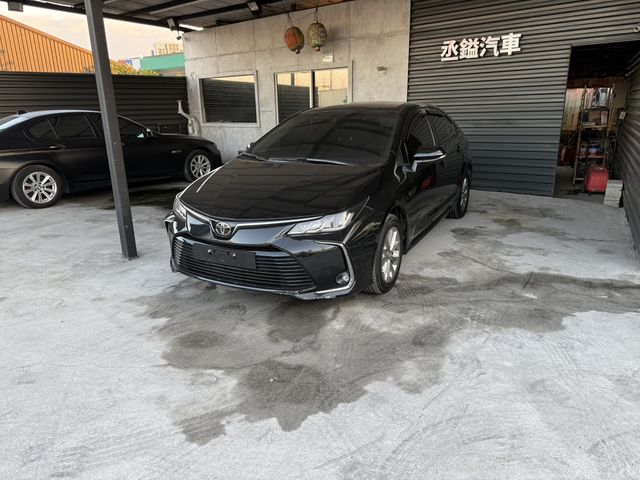 TOYOTA豐田 ALTIS  第2張相片