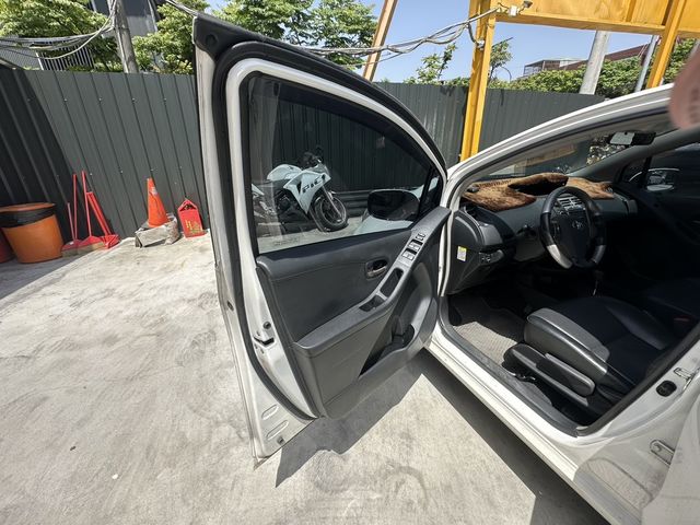 TOYOTA豐田 YARIS  第6張相片