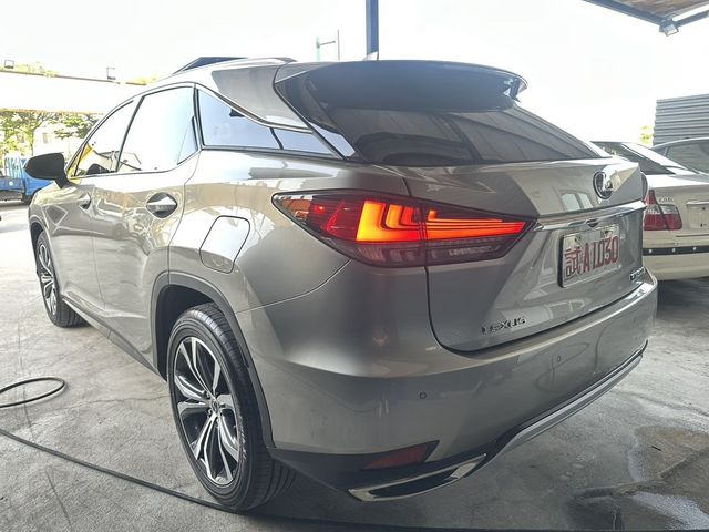 LEXUS凌志 RX300  第13張相片