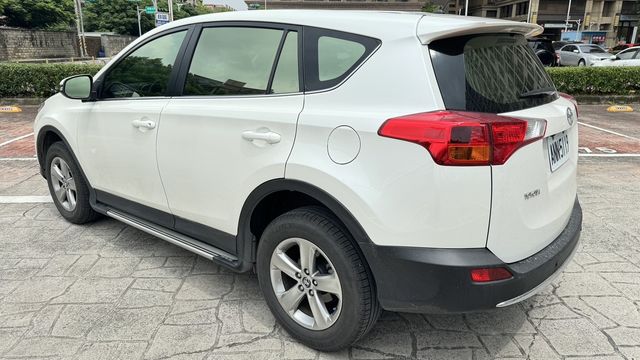TOYOTA豐田 RAV4  第9張相片