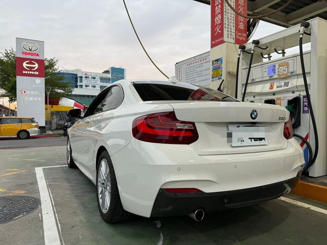 BMW寶馬 220I M SPORT  第6張相片
