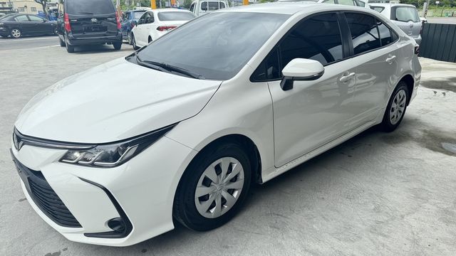 TOYOTA豐田 ALTIS  第1張相片