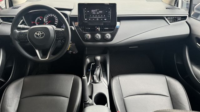 TOYOTA豐田 ALTIS  第4張相片