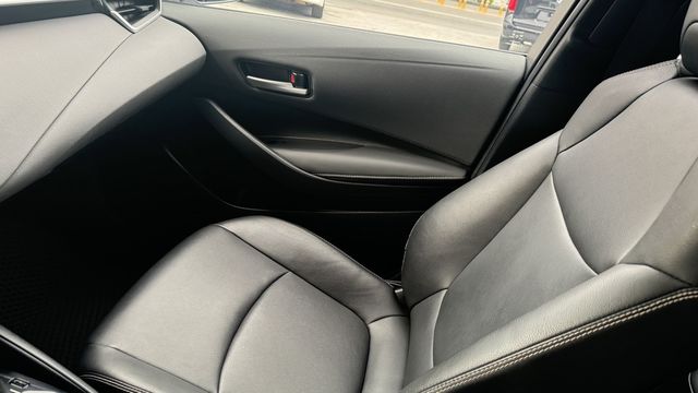 TOYOTA豐田 ALTIS  第5張相片