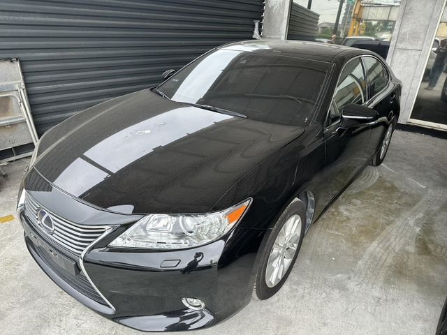 LEXUS凌志 ES300H  第2張相片