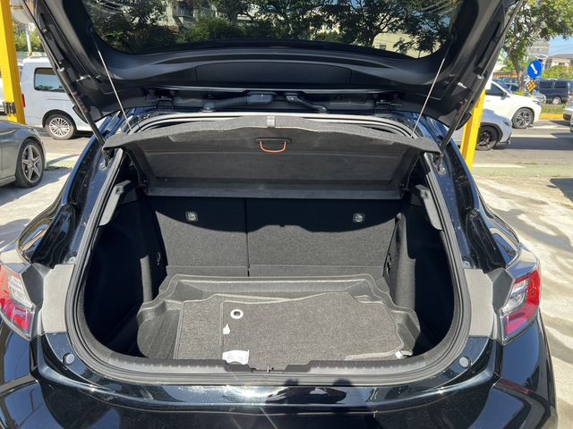 TOYOTA豐田 COROLLA SPORT  第11張相片