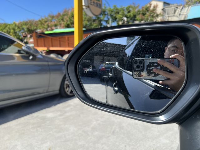 TOYOTA豐田 COROLLA SPORT  第16張相片