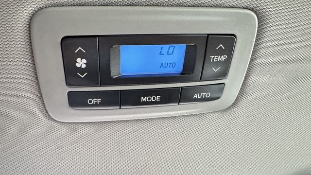 TOYOTA豐田 SIENNA  第10張相片