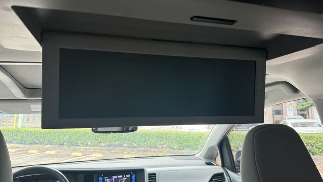 TOYOTA豐田 SIENNA  第12張相片