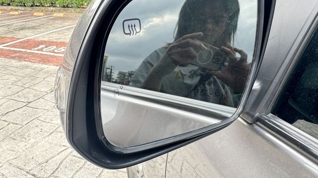 TOYOTA豐田 SIENNA  第14張相片