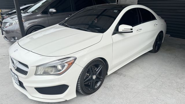 M-BENZ賓士 CLA250  第3張相片