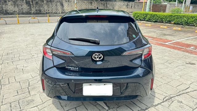 TOYOTA豐田 AURIS  第9張相片