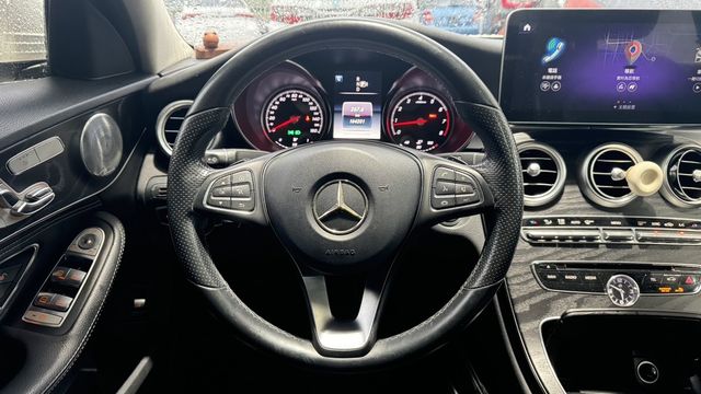 M-BENZ賓士 C300  第6張相片