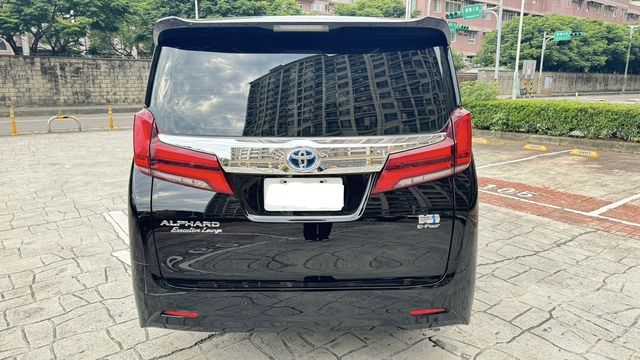 TOYOTA豐田 ALPHARD  第5張相片