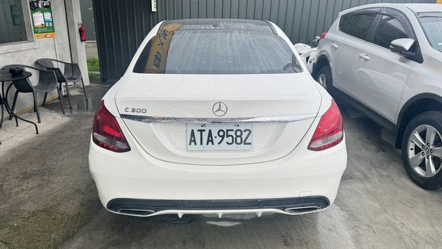 M-BENZ賓士 C300  第2張相片