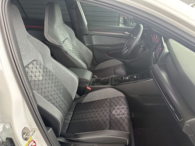 VOLKSWAGEN福斯 GOLF  第6張相片