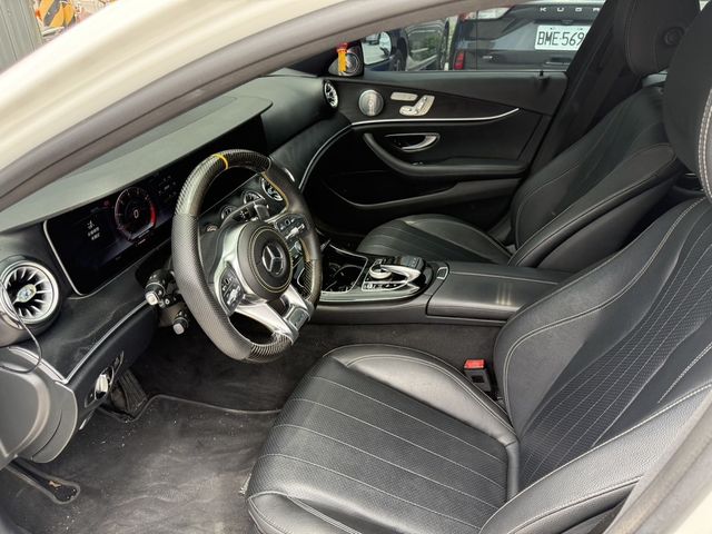 M-BENZ賓士 E300  第4張相片