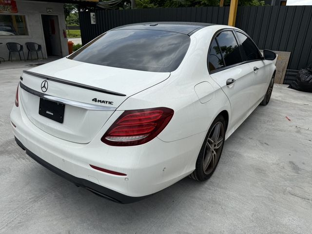M-BENZ賓士 E300  第6張相片