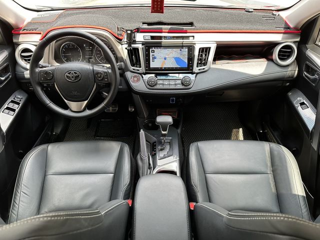 TOYOTA豐田 RAV4  第4張相片