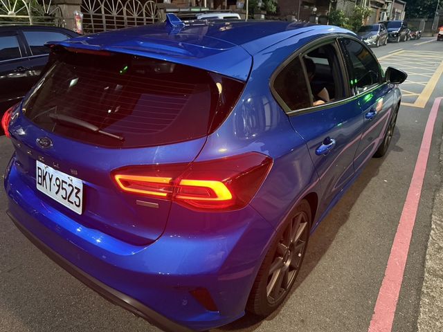 FORD福特 FOCUS ST  第2張相片