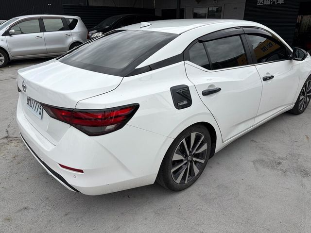 NISSAN日產 SENTRA  第2張相片
