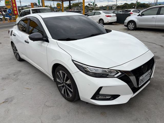 NISSAN日產 SENTRA  第7張相片
