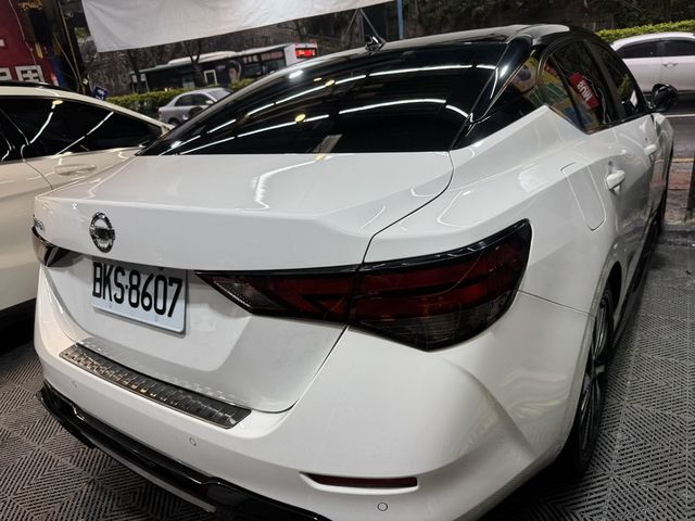 NISSAN日產 SENTRA  第2張相片
