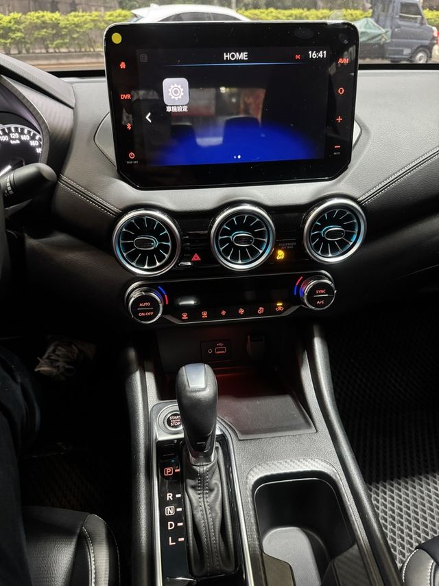 NISSAN日產 SENTRA  第6張相片