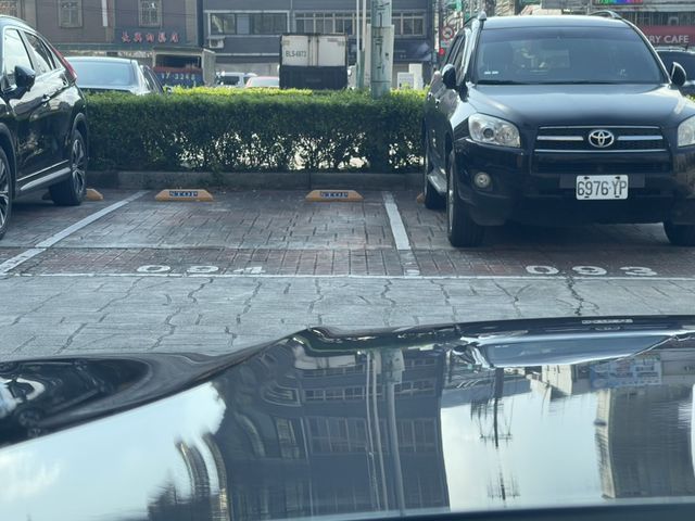 BMW寶馬 320I TOURING  第7張相片