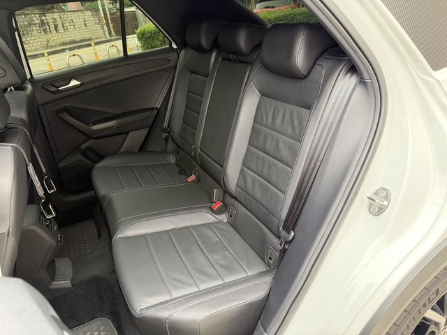 VOLKSWAGEN福斯 T-ROC  第6張相片