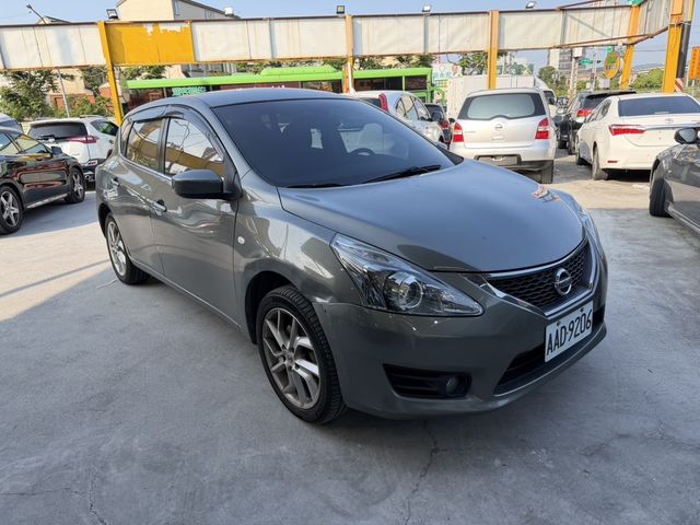 NISSAN日產 TIIDA  第9張相片