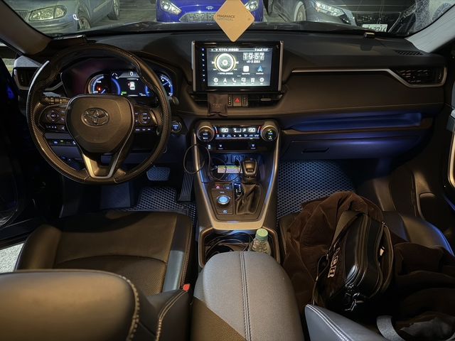 TOYOTA豐田 RAV4  第5張相片