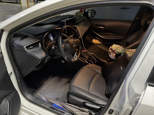 TOYOTA豐田 ALTIS  第3張相片