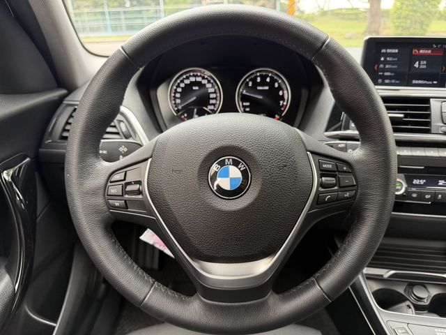 BMW寶馬 118I  第10張相片